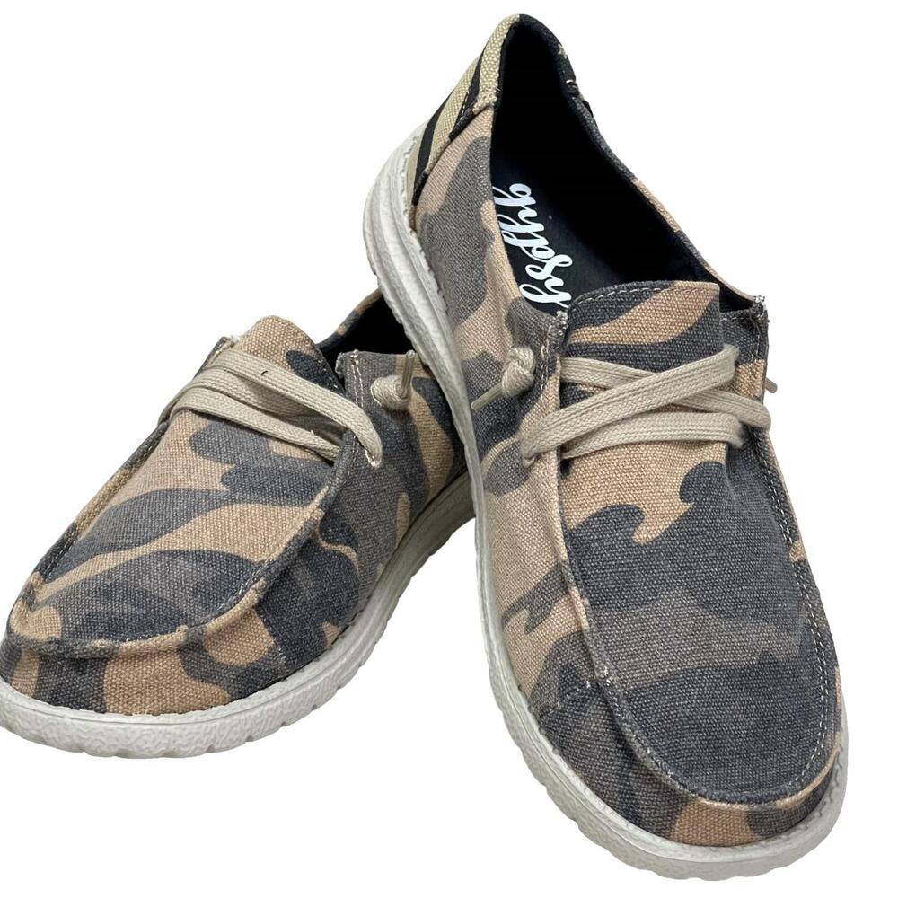 NEW GYPSY JAZZ women's cadence sneakers in camo